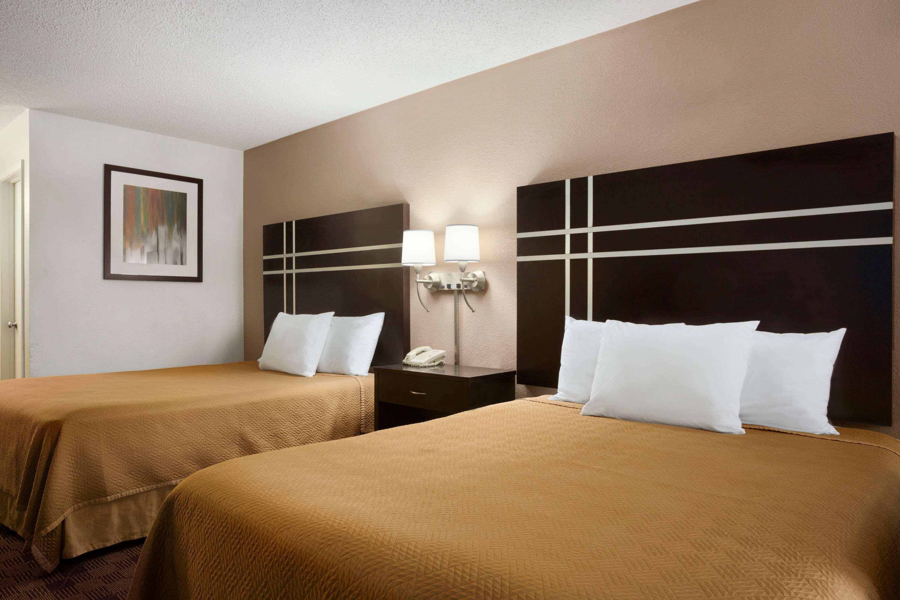Travelodge By Wyndham Killeen/Fort Hood Екстер'єр фото